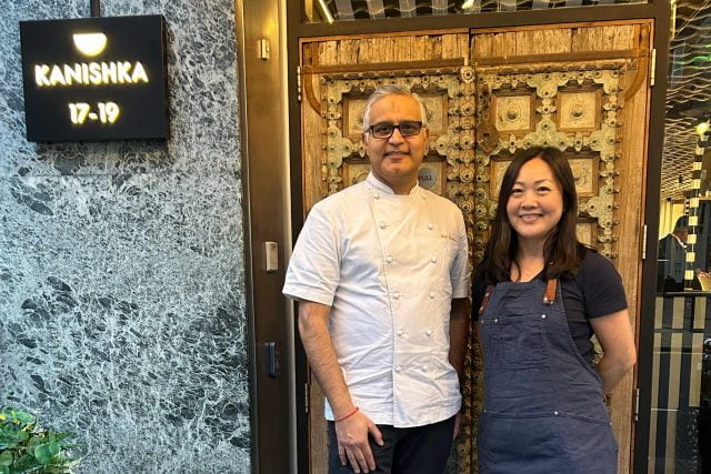 Indian restaurant in London near me in Mayfair a curry house close to Carnaby Street and Soho off Regents street, Oxford Circus Thali menus
